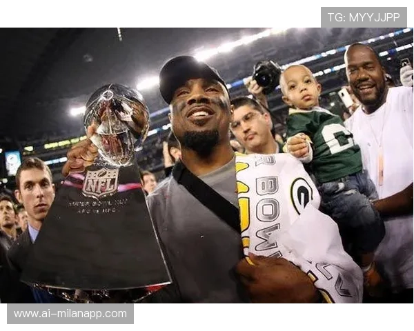 包装工主场获胜,四分卫状态神勇,包装工的主场